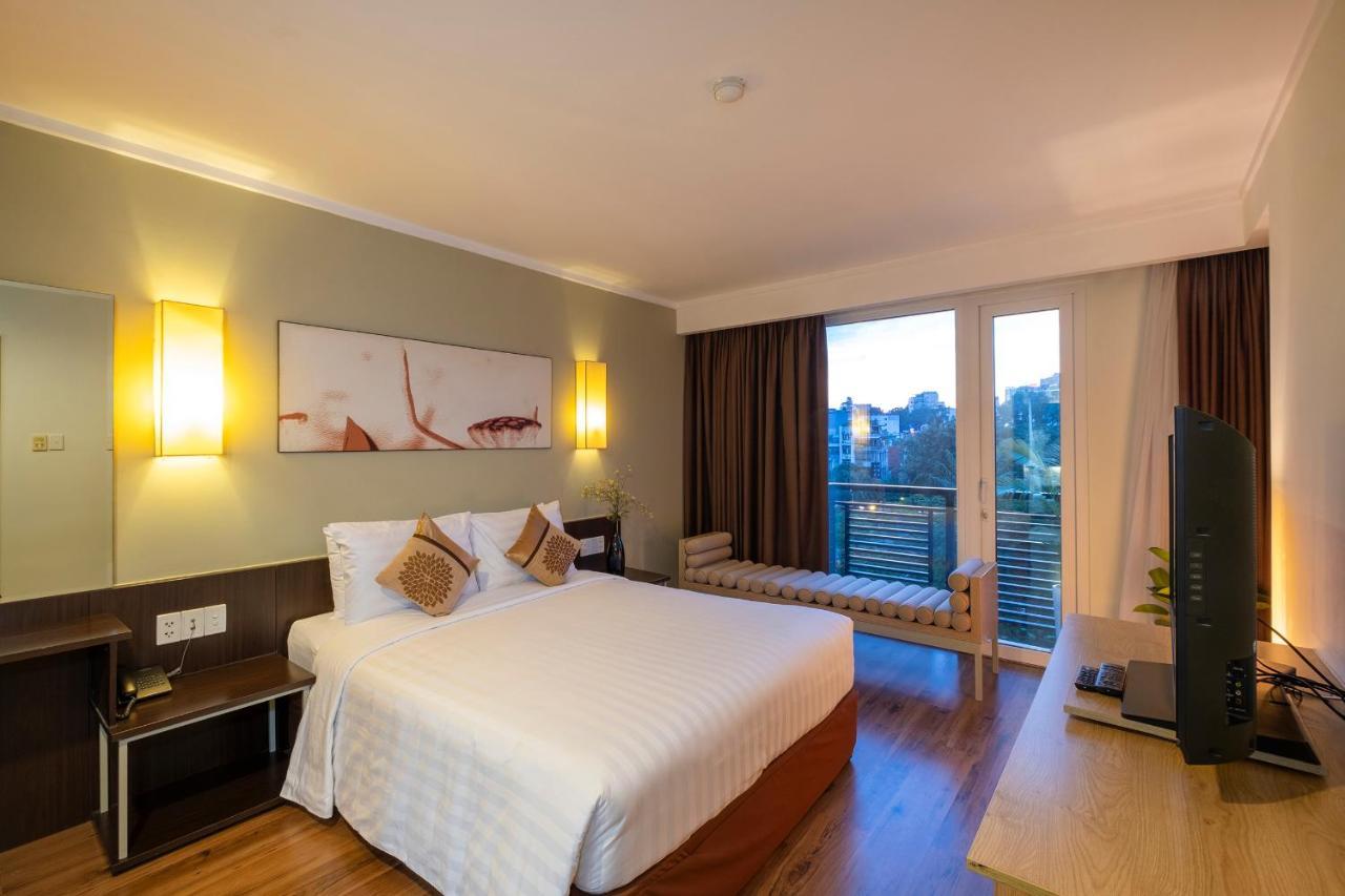 הו צ'י מין סיטי Vien Dong Hotel - Near Bui Vien Walking Street מראה חיצוני תמונה