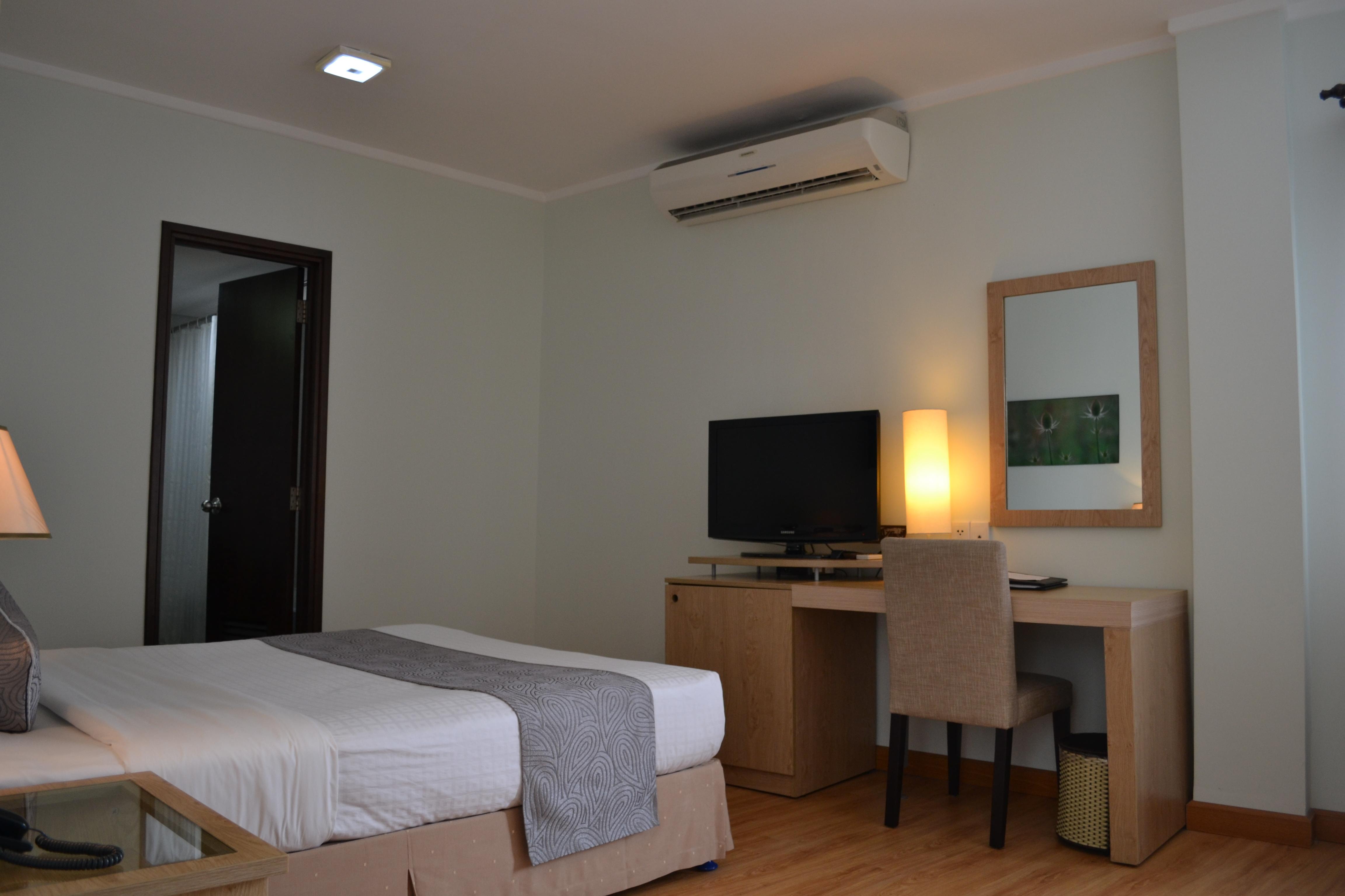 הו צ'י מין סיטי Vien Dong Hotel - Near Bui Vien Walking Street מראה חיצוני תמונה
