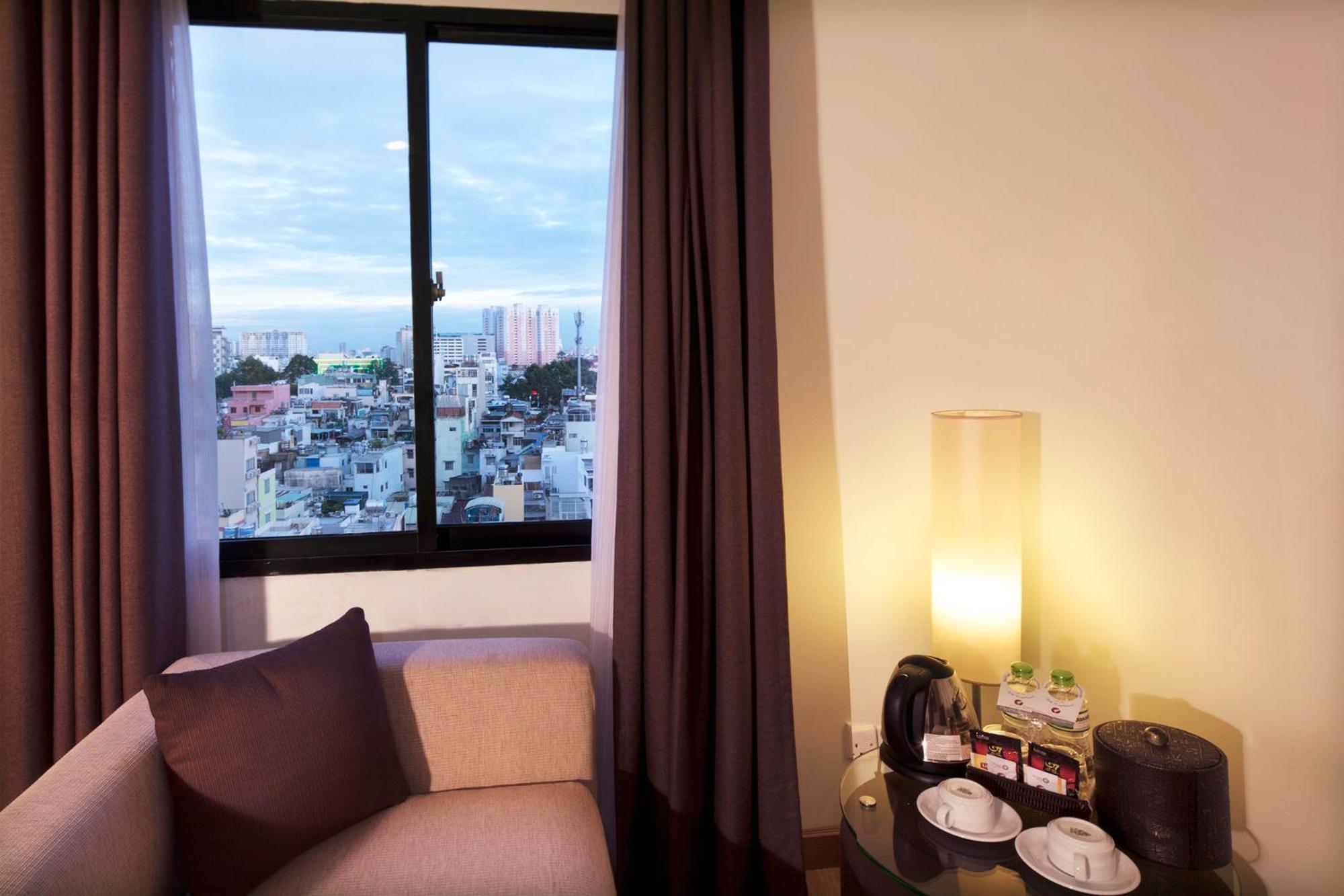 הו צ'י מין סיטי Vien Dong Hotel - Near Bui Vien Walking Street מראה חיצוני תמונה