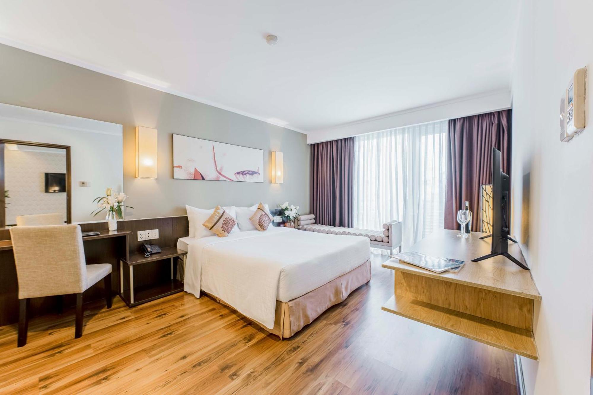 הו צ'י מין סיטי Vien Dong Hotel - Near Bui Vien Walking Street מראה חיצוני תמונה