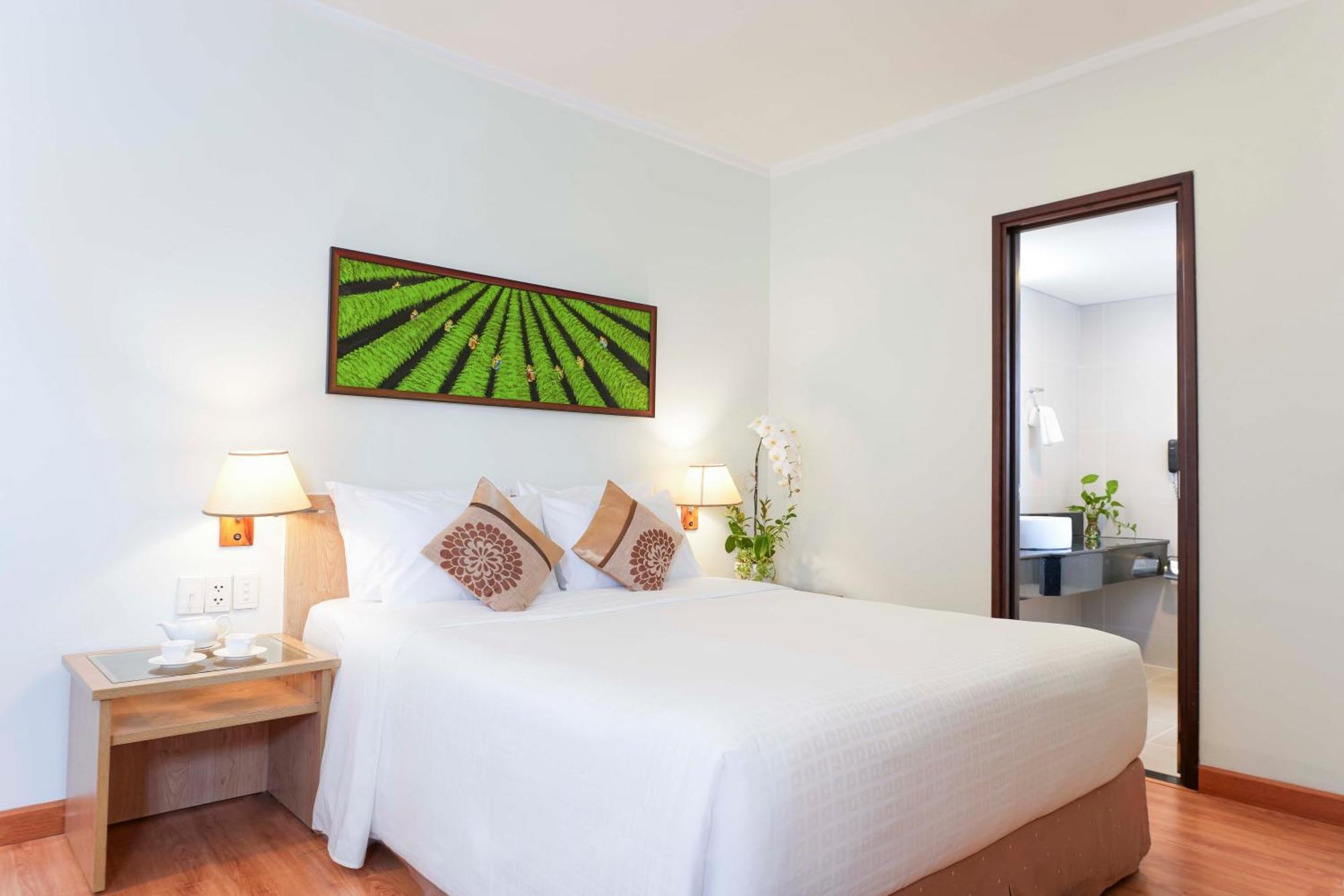 הו צ'י מין סיטי Vien Dong Hotel - Near Bui Vien Walking Street מראה חיצוני תמונה