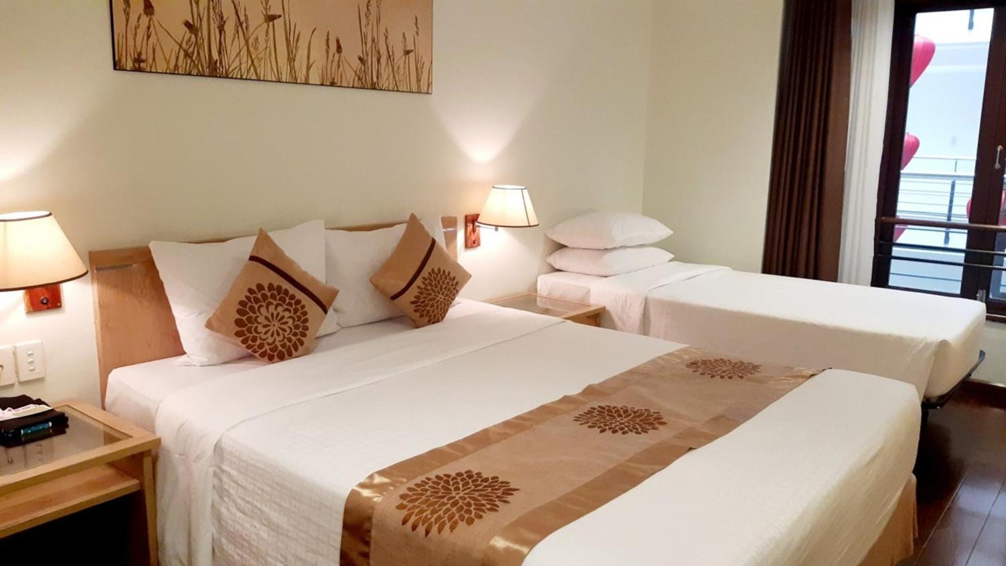 הו צ'י מין סיטי Vien Dong Hotel - Near Bui Vien Walking Street מראה חיצוני תמונה