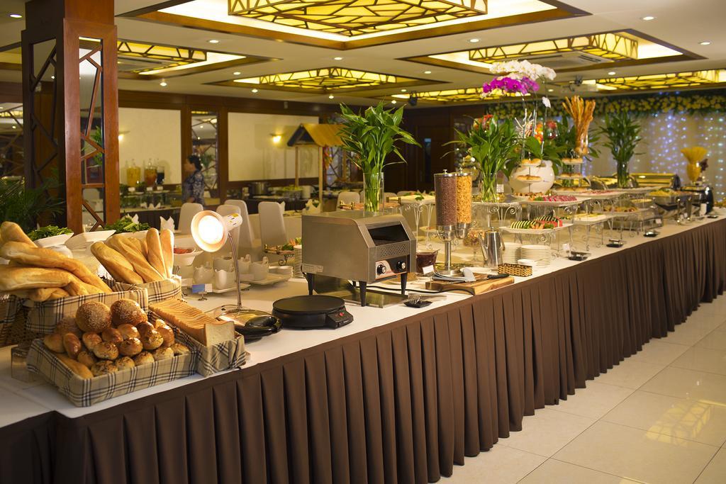 הו צ'י מין סיטי Vien Dong Hotel - Near Bui Vien Walking Street מראה חיצוני תמונה