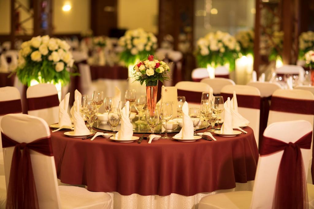 הו צ'י מין סיטי Vien Dong Hotel - Near Bui Vien Walking Street מראה חיצוני תמונה