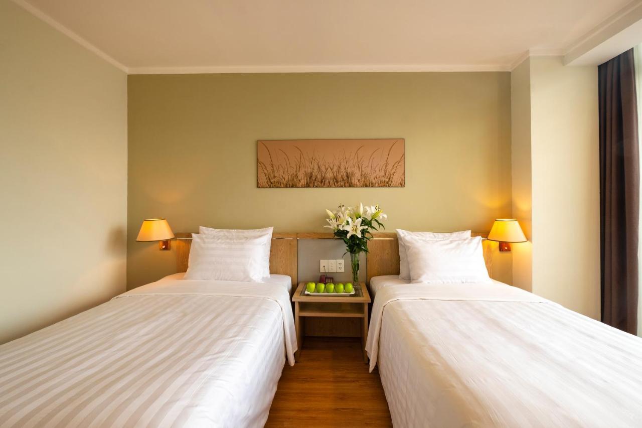 הו צ'י מין סיטי Vien Dong Hotel - Near Bui Vien Walking Street מראה חיצוני תמונה
